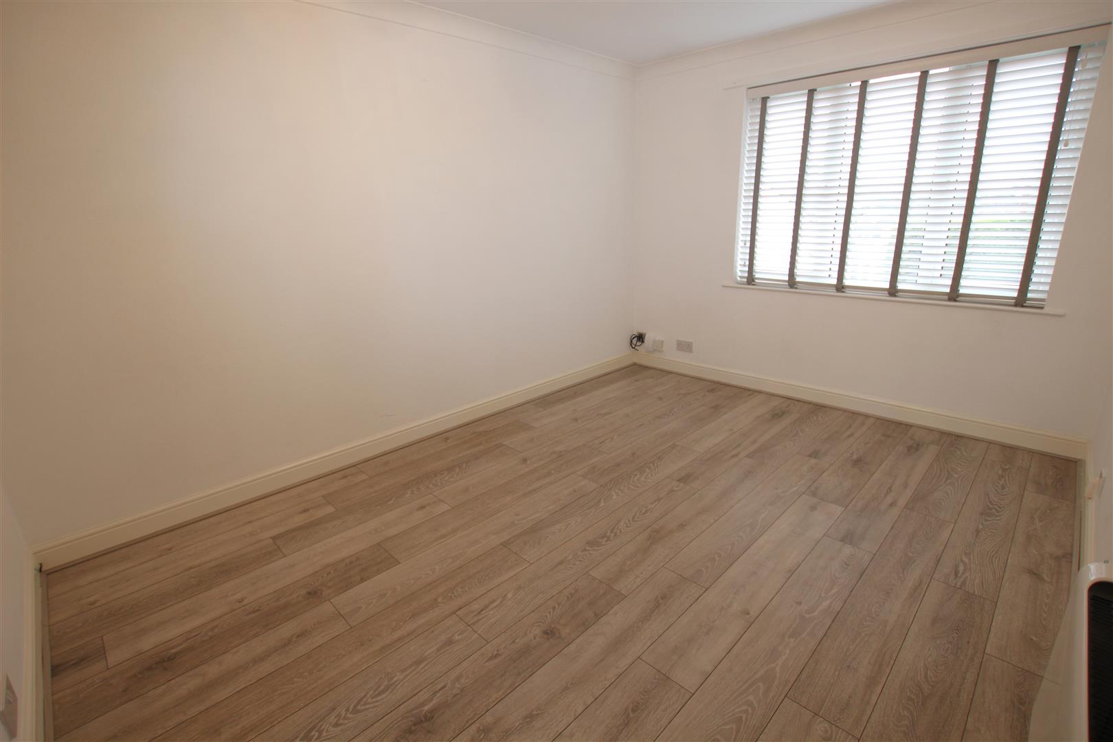 Porlock Place, Calcot, Reading